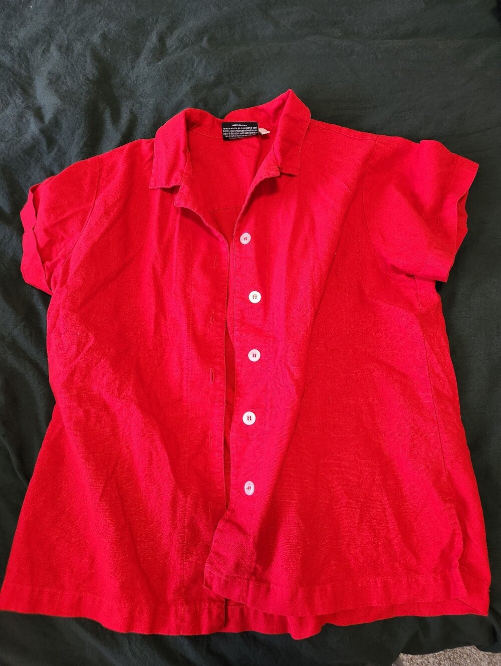 Button Up Big Bud Press Red Top